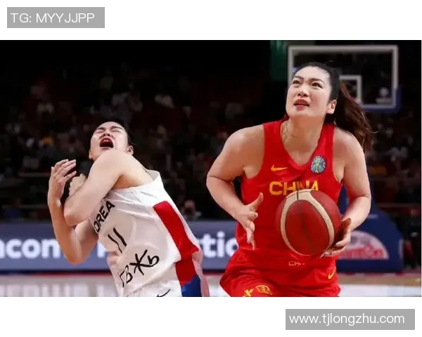 中国女篮奋勇争先迎战拉脱维亚队全力争夺国际赛事胜利