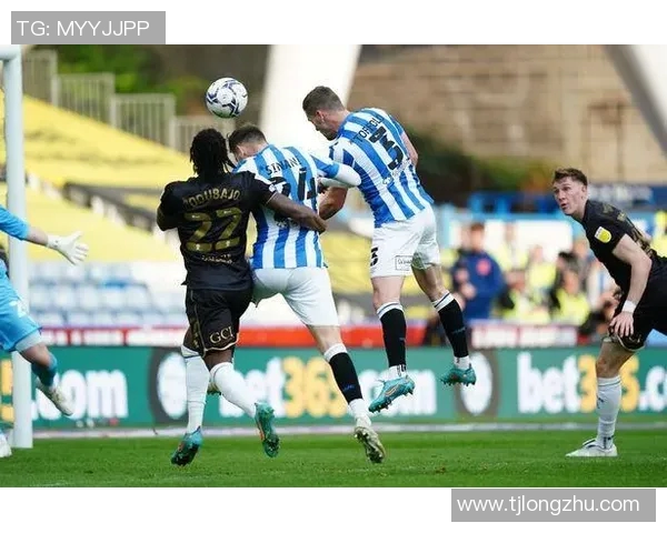 英超激战哈德斯菲尔德主场迎战伯恩利争夺关键三分